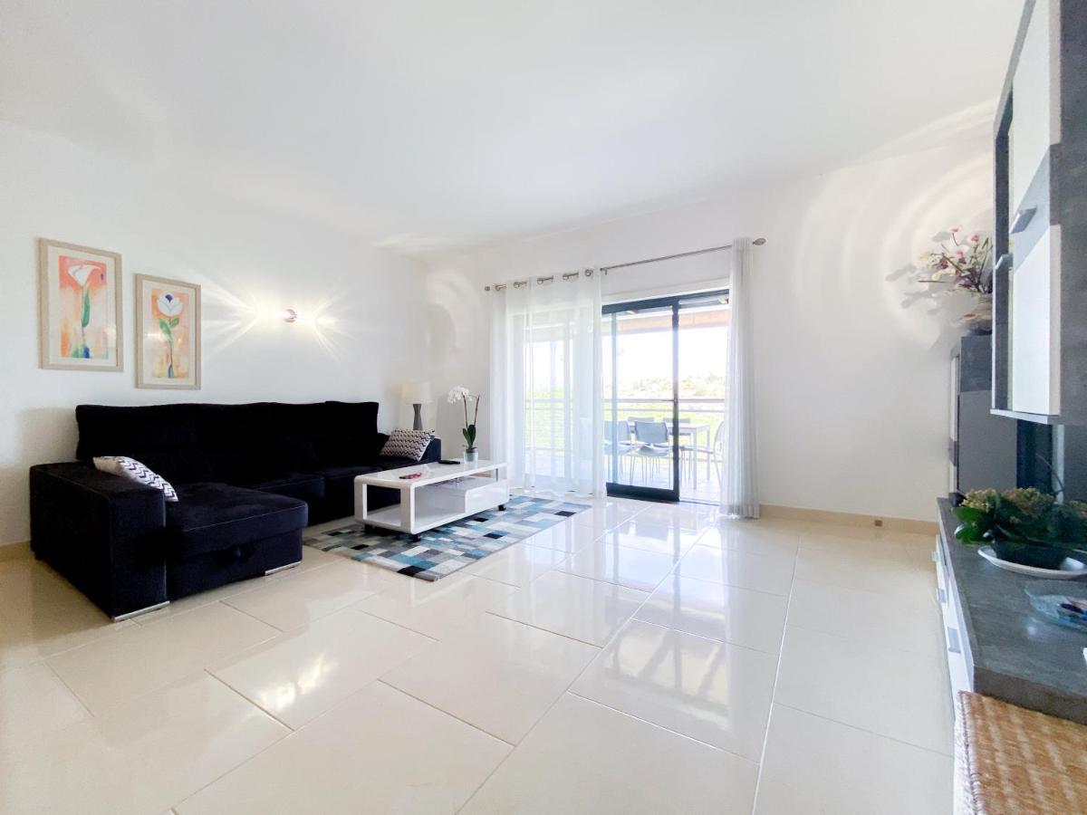 Spacious Modern With Swimming Pool #1905 *